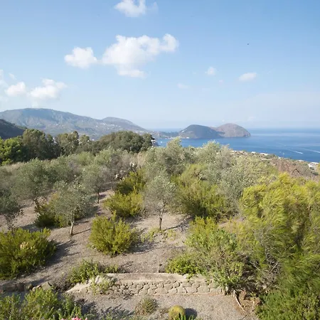 Villa Sealight - Vista E Piscina Lipari